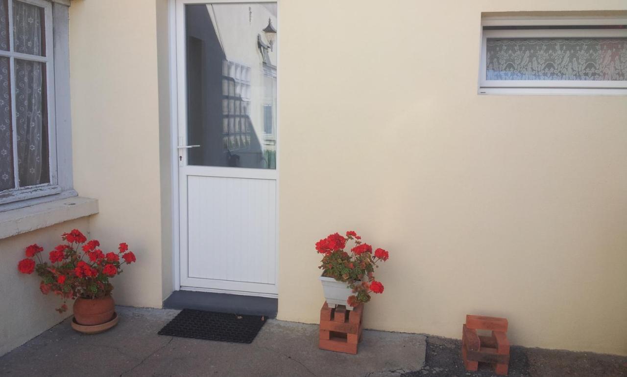 Appartement pasteur à Cholet Extérieur photo